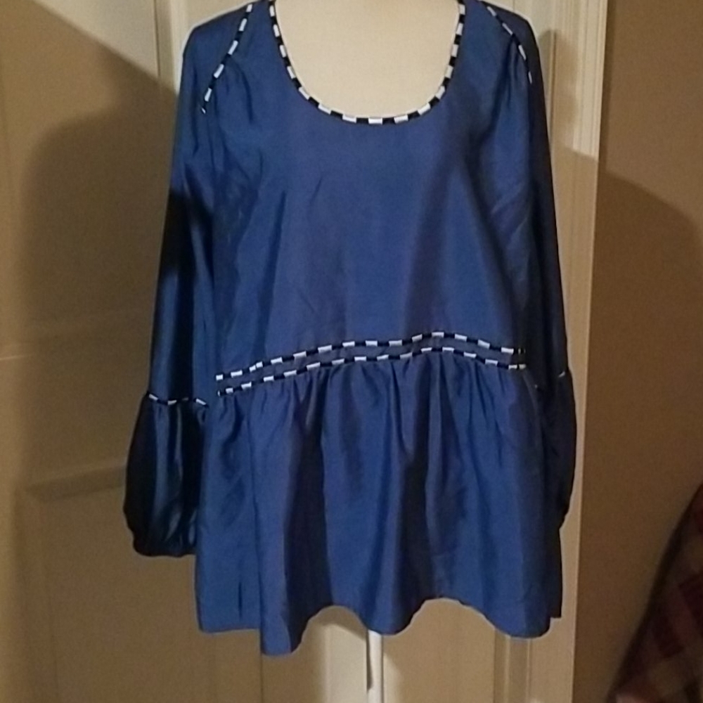Lane Bryant ladies blouse